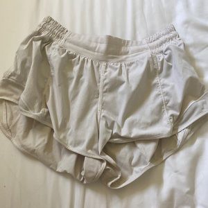 white lulu shorts